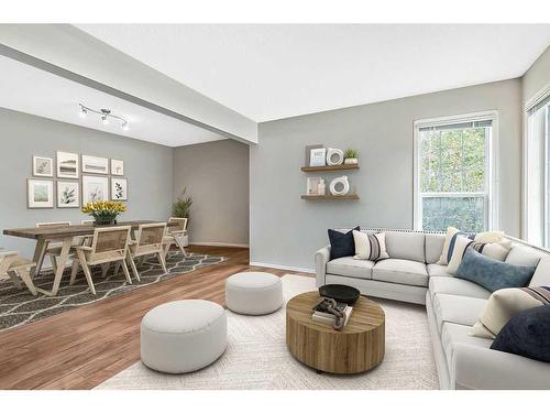 41 Bridlecreek Park Sw, Calgary, AB - Indoor Photo Showing Living Room