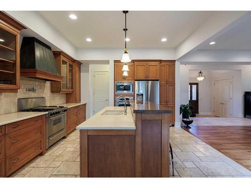 67 Discovery Valley Cove Sw, Calgary, AB - Indoor Photo Showing Kitchen