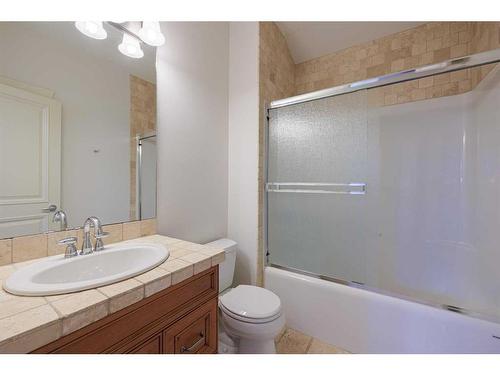 67 Discovery Valley Cove Sw, Calgary, AB - Indoor Photo Showing Bathroom