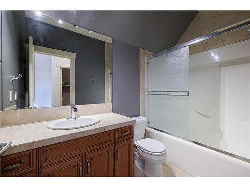 67 Discovery Valley Cove Sw, Calgary, AB - Indoor Photo Showing Bathroom