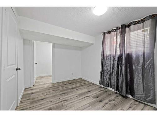 3648 28 Avenue Se, Calgary, AB - Indoor