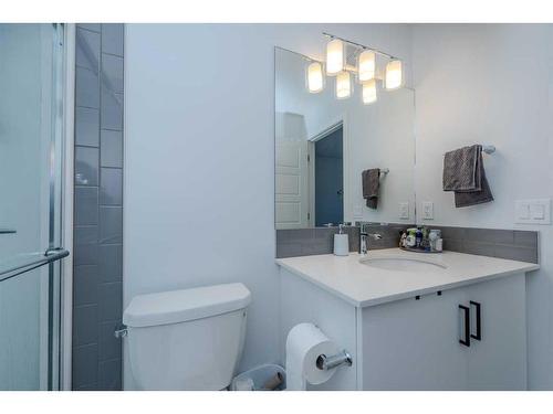 436-301 Redstone Boulevard Ne, Calgary, AB - Indoor Photo Showing Bathroom