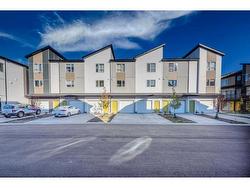 436-301 REDSTONE Boulevard NE Calgary, AB T3N 1V7