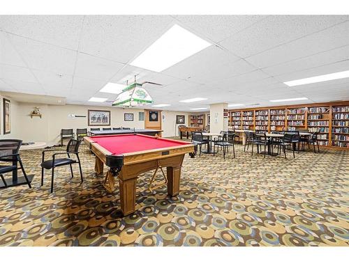 19 Rocky Vista Terrace Nw, Calgary, AB - Indoor Photo Showing Other Room