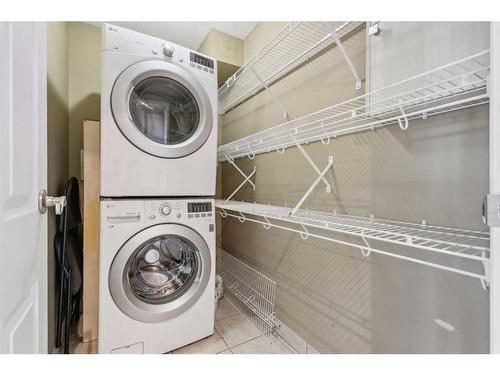 507-1330 15 Avenue Sw, Calgary, AB - Indoor Photo Showing Laundry Room