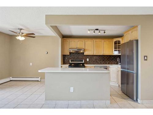 507-1330 15 Avenue Sw, Calgary, AB - Indoor Photo Showing Kitchen