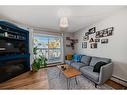 8-810 2 Street Ne, Calgary, AB  - Indoor Photo Showing Living Room 