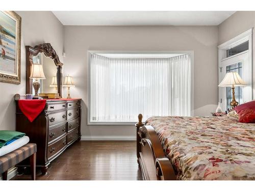 47 Cimarron Estates Road, Okotoks, AB - Indoor Photo Showing Bedroom