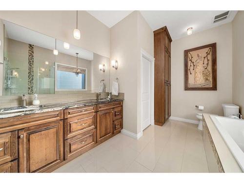 47 Cimarron Estates Road, Okotoks, AB - Indoor Photo Showing Bathroom