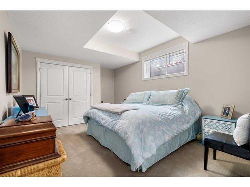 47 Cimarron Estates Road, Okotoks, AB - Indoor Photo Showing Bedroom