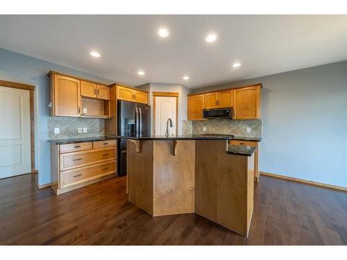 136 New Brighton Lane Se, Calgary, AB - Indoor Photo Showing Kitchen