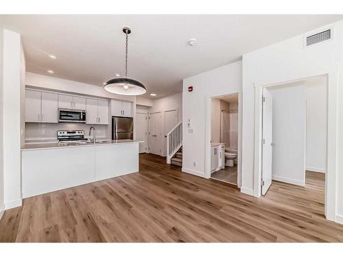 2212-151 Skyview Bay Ne, Calgary, AB - Indoor Photo Showing Kitchen