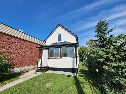 814 21 Avenue Se, Calgary, AB - Outdoor