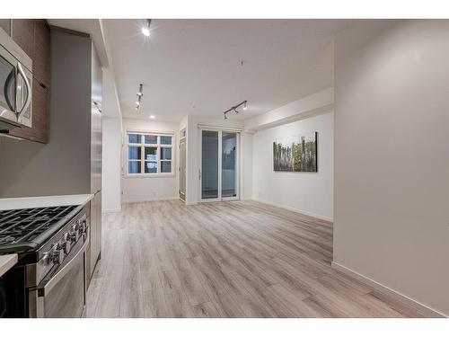 243-1719 9A Street Sw, Calgary, AB - Indoor