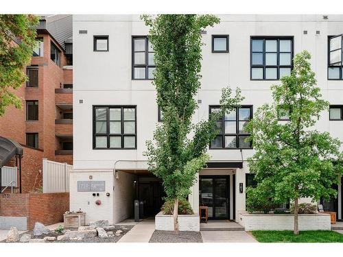 243-1719 9A Street Sw, Calgary, AB - Outdoor With Facade