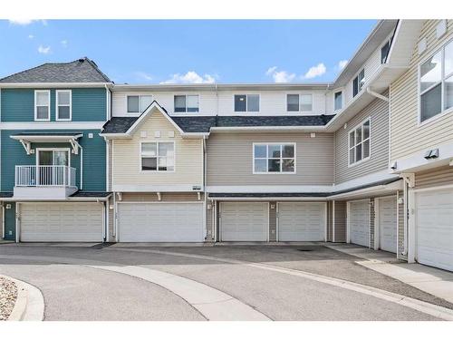 348 Mckenzie Towne Link Se, Calgary, AB - Outdoor With Facade