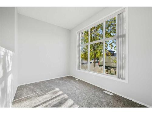 348 Mckenzie Towne Link Se, Calgary, AB - Indoor Photo Showing Other Room