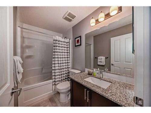 52 Brightoncrest Rise Se, Calgary, AB - Indoor Photo Showing Bathroom