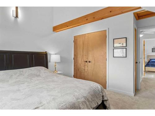 3-813 6Th Street, Canmore, AB - Indoor Photo Showing Bedroom