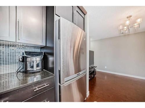 1106-155 Skyview Ranch Way Ne, Calgary, AB - Indoor Photo Showing Kitchen