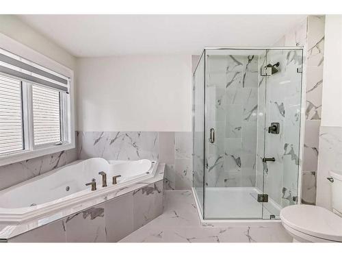 159 Schiller Crescent Nw, Calgary, AB - Indoor Photo Showing Bathroom