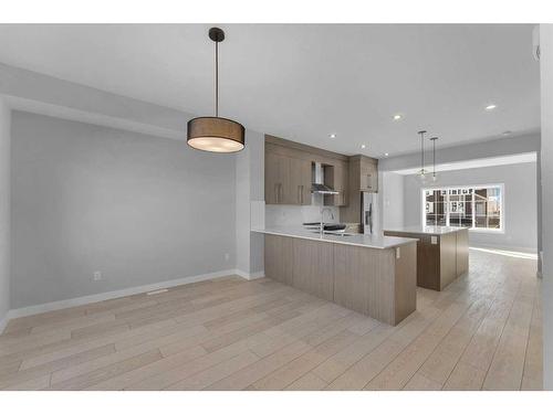 600 Dawson Drive, Chestermere, AB - Indoor Photo Showing Kitchen