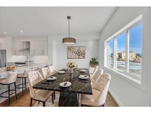 604 Dawson Drive, Chestermere, AB - Indoor Photo Showing Dining Room