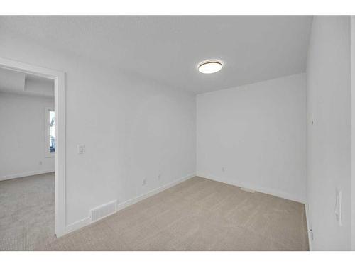 604 Dawson Drive, Chestermere, AB - Indoor Photo Showing Other Room