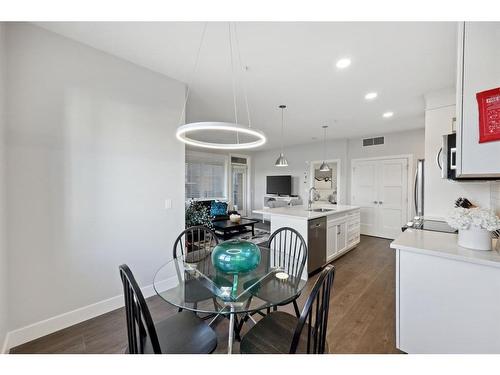 304-8355 19 Avenue Sw, Calgary, AB - Indoor Photo Showing Dining Room