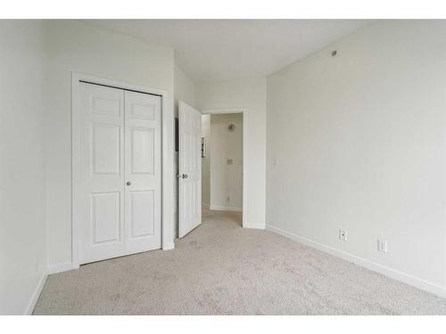 1402-325 3 Street Se, Calgary, AB - Indoor Photo Showing Other Room