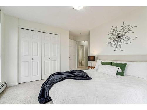 1402-325 3 Street Se, Calgary, AB - Indoor Photo Showing Bedroom