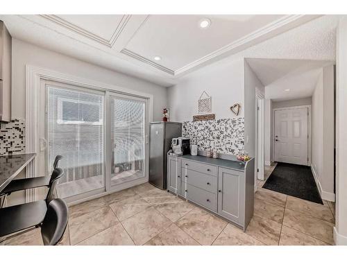 7 Berkshire Road Nw, Calgary, AB - Indoor