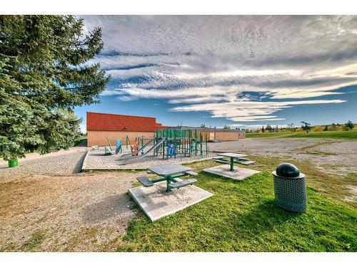 7 Berkshire Road Nw, Calgary, AB - Outdoor With View