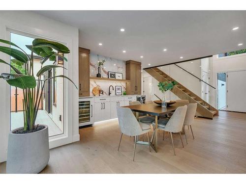 511 Wilderness Drive Se, Calgary, AB - Indoor Photo Showing Dining Room