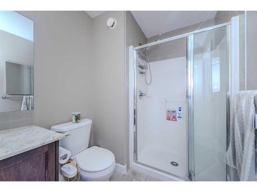 55 Redstone Boulevard Ne, Calgary, AB - Indoor Photo Showing Bathroom