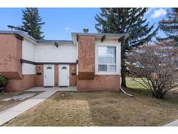 107 Pinemont Bay NE Calgary, AB T1Y 2V7