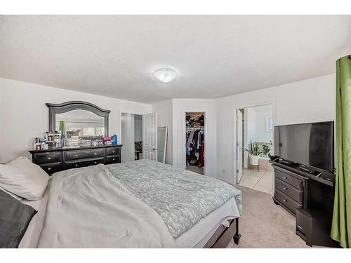 29 Kincora Street Nw, Calgary, AB - Indoor Photo Showing Bedroom