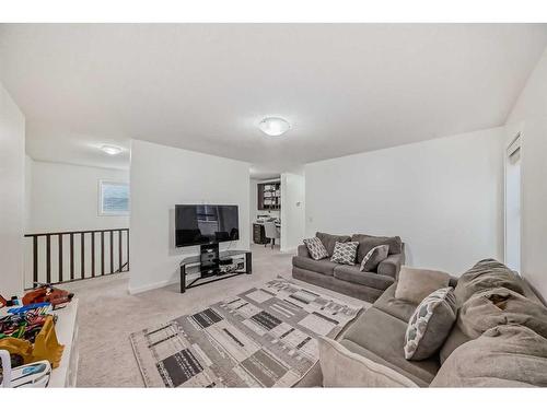 29 Kincora Street Nw, Calgary, AB - Indoor Photo Showing Living Room