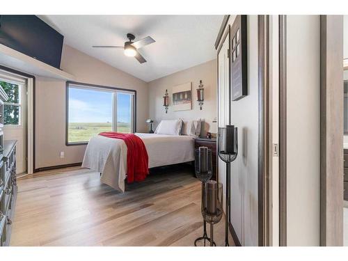 80 Cambrille Crescent, Strathmore, AB - Indoor Photo Showing Bedroom