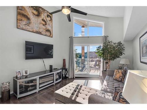 301-390 Marina Drive, Chestermere, AB - Indoor Photo Showing Living Room