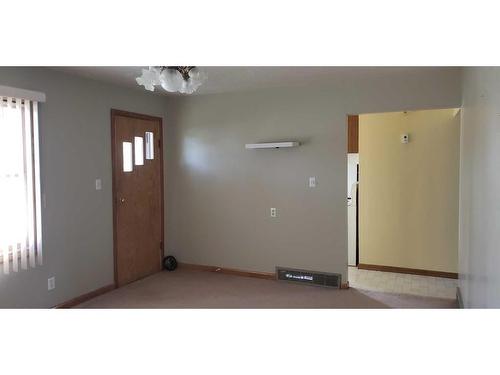 303 Armstrong Street, Carmangay, AB - Indoor Photo Showing Other Room