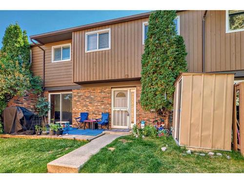 55-287 Southampton Drive Sw, Calgary, AB - Outdoor With Exterior