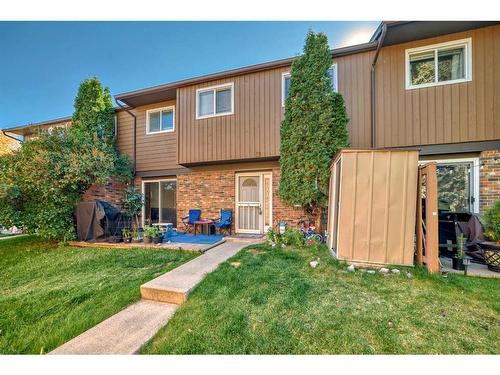 55-287 Southampton Drive Sw, Calgary, AB - Outdoor With Exterior