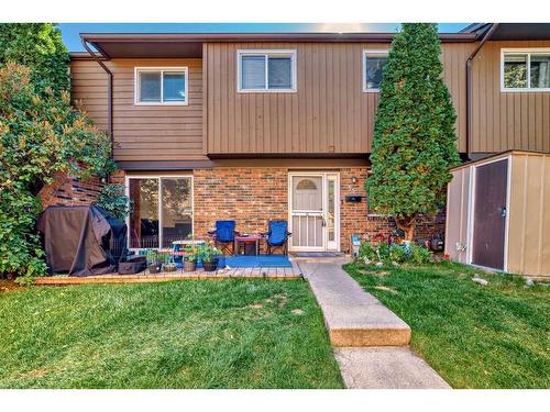 55-287 Southampton Drive Sw, Calgary, AB - Outdoor With Exterior