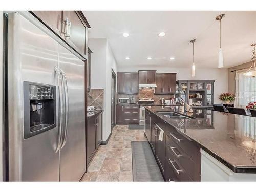 116 Evanspark Circle Nw, Calgary, AB - Indoor Photo Showing Kitchen With Stainless Steel Kitchen With Double Sink With Upgraded Kitchen