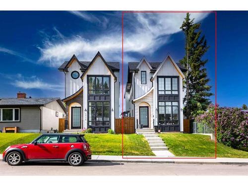 1712 18 Avenue Nw, Calgary, AB - Outdoor With Facade