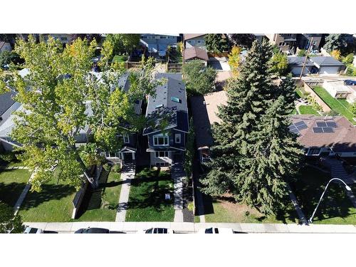 2827A 40 Street Sw, Calgary, AB - Outdoor