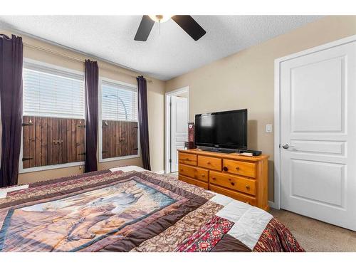 1118 New Brighton Park Se, Calgary, AB - Indoor Photo Showing Bedroom