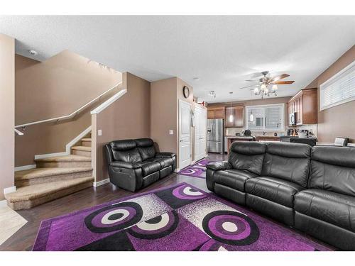 1118 New Brighton Park Se, Calgary, AB - Indoor Photo Showing Living Room