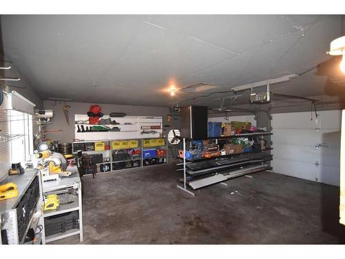 3416 Dover Ridge Drive Se, Calgary, AB - Indoor Photo Showing Garage